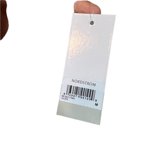 NWT! BP ivory lace trim tank with adjustable straps - Picture 13 of 14